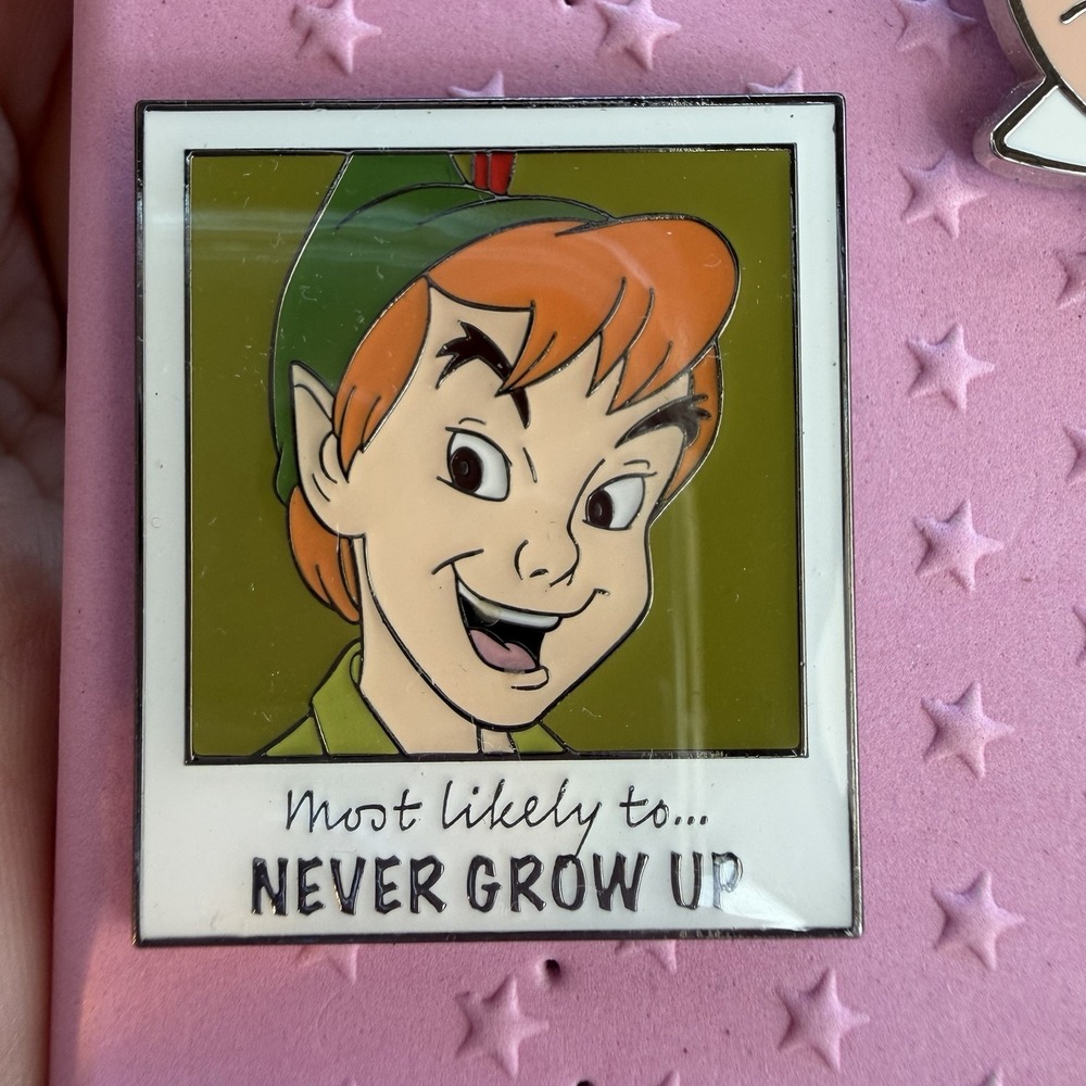 Loungefly Disney Yearbook Portrait Blind Enamel Pin New Open Box- PETER PAN